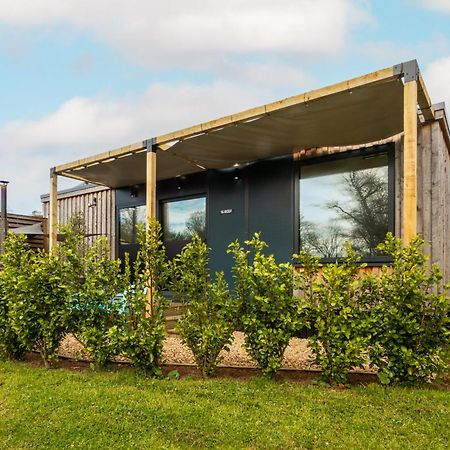 The Reef - Unique Hot Tub Cabin In ミルポート エクステリア 写真