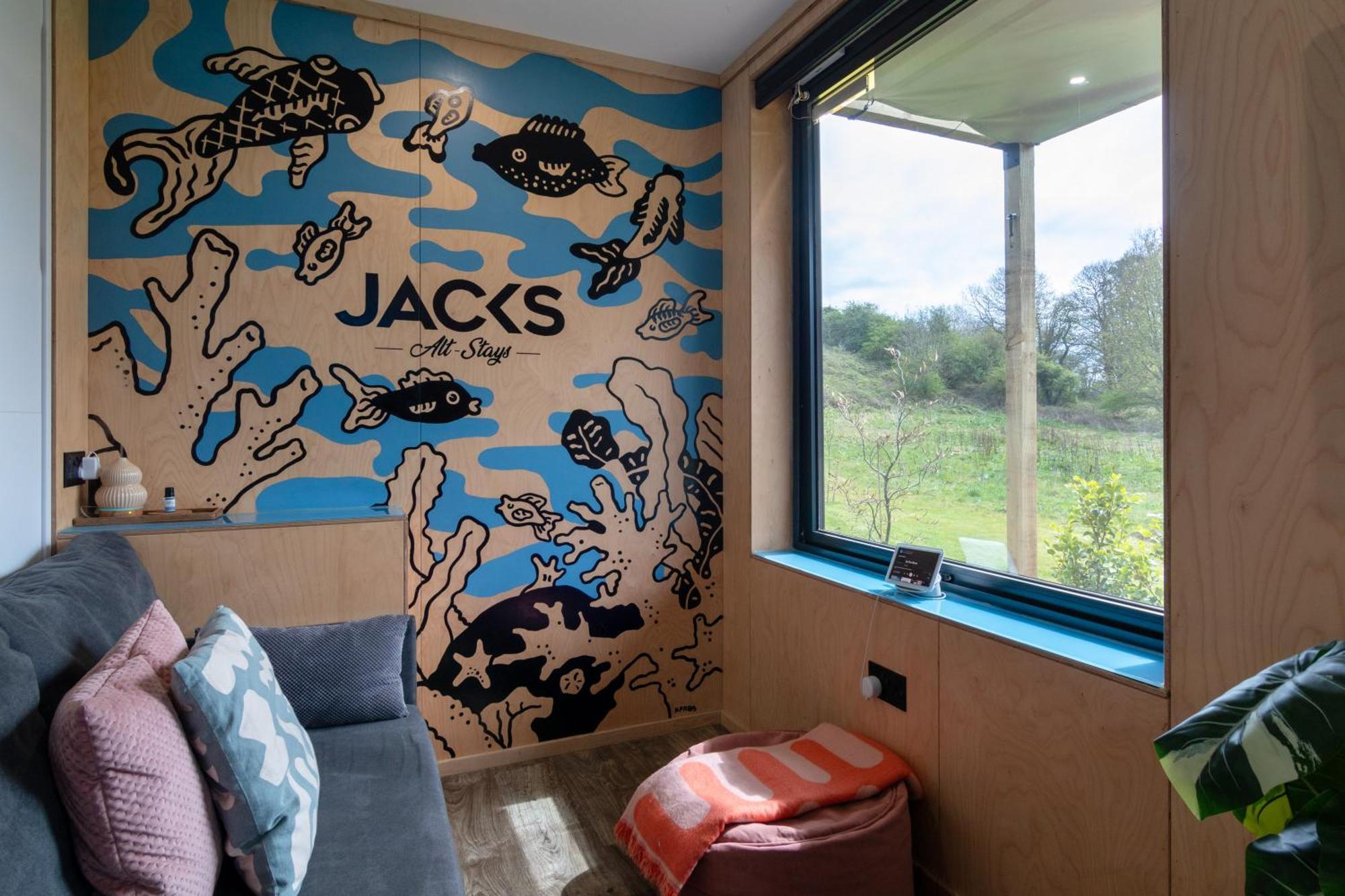 The Reef - Unique Hot Tub Cabin In ミルポート エクステリア 写真